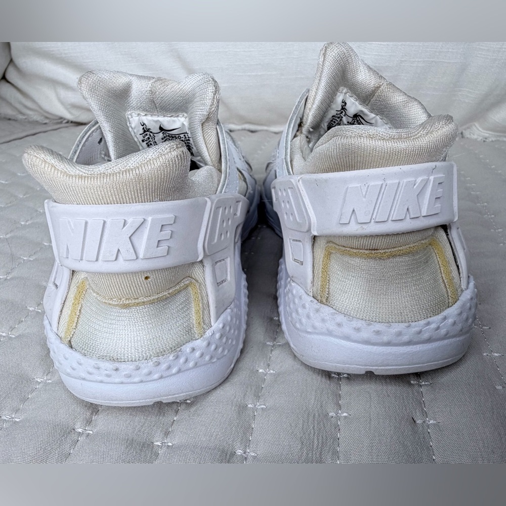Nike Huarache Kids Toddler Shoe Size 10 C White Athletic Sneaker 704950-110